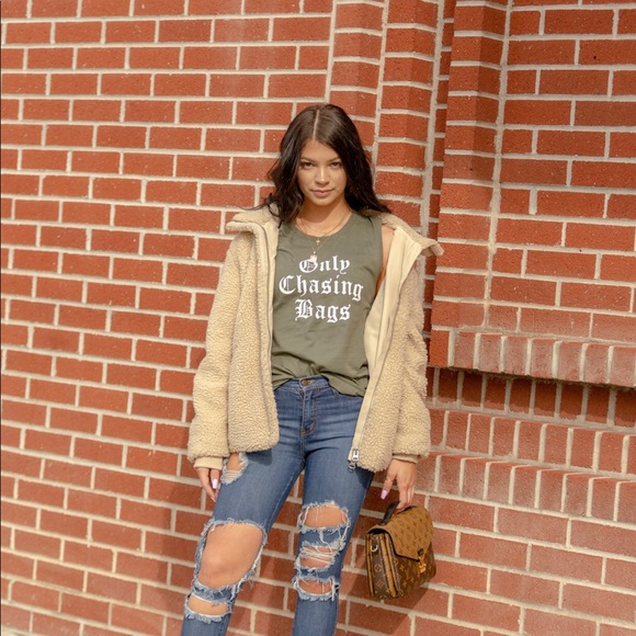 Only Chasing Bags - Picture 2 of 3